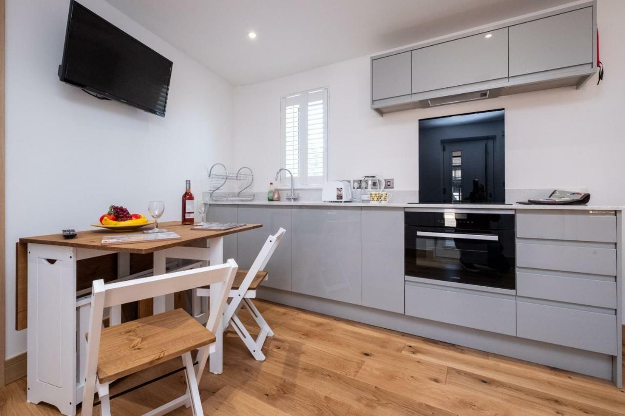 Weeping Willow - Three Tuns Apartments, Pettistree, Wickham Market - By Aldeburgh Coastal Cottages 외부 사진
