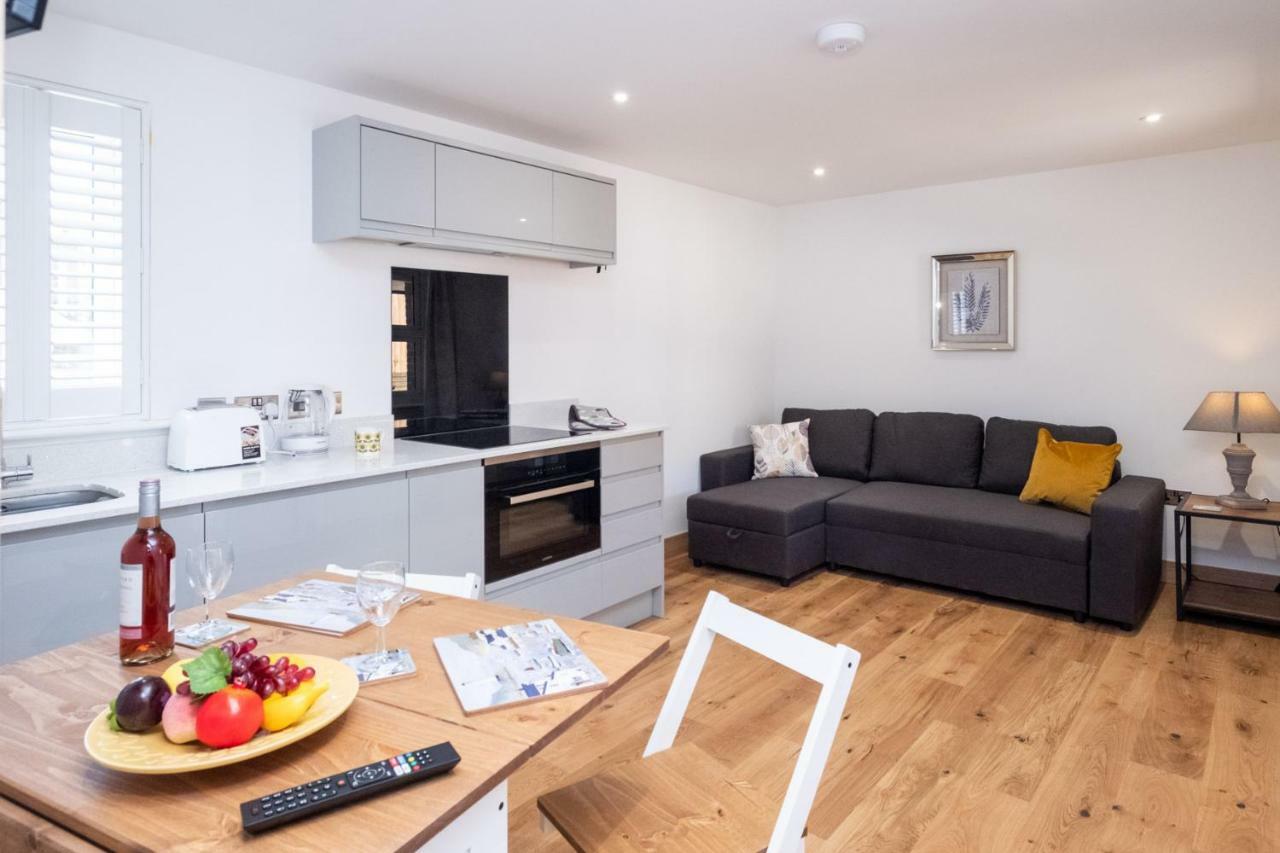 Weeping Willow - Three Tuns Apartments, Pettistree, Wickham Market - By Aldeburgh Coastal Cottages 외부 사진